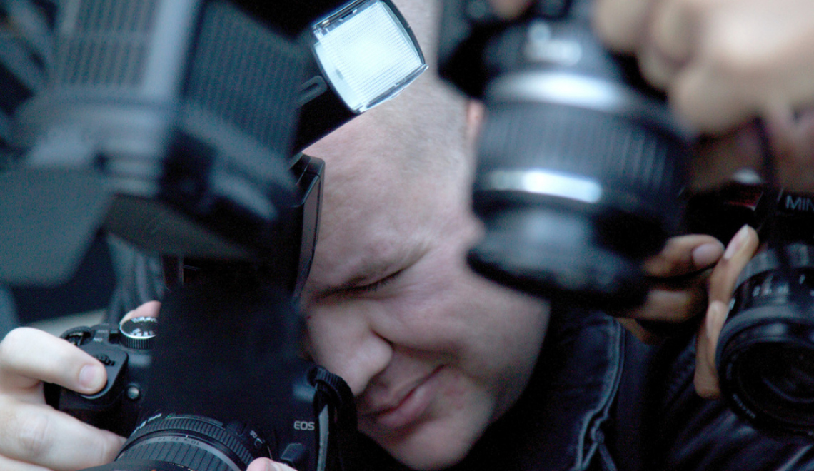 Paparazzi - Photo by Todd Huffman - from Flickr - CC BY-SA 2.0 Abbildung von Paparazzi