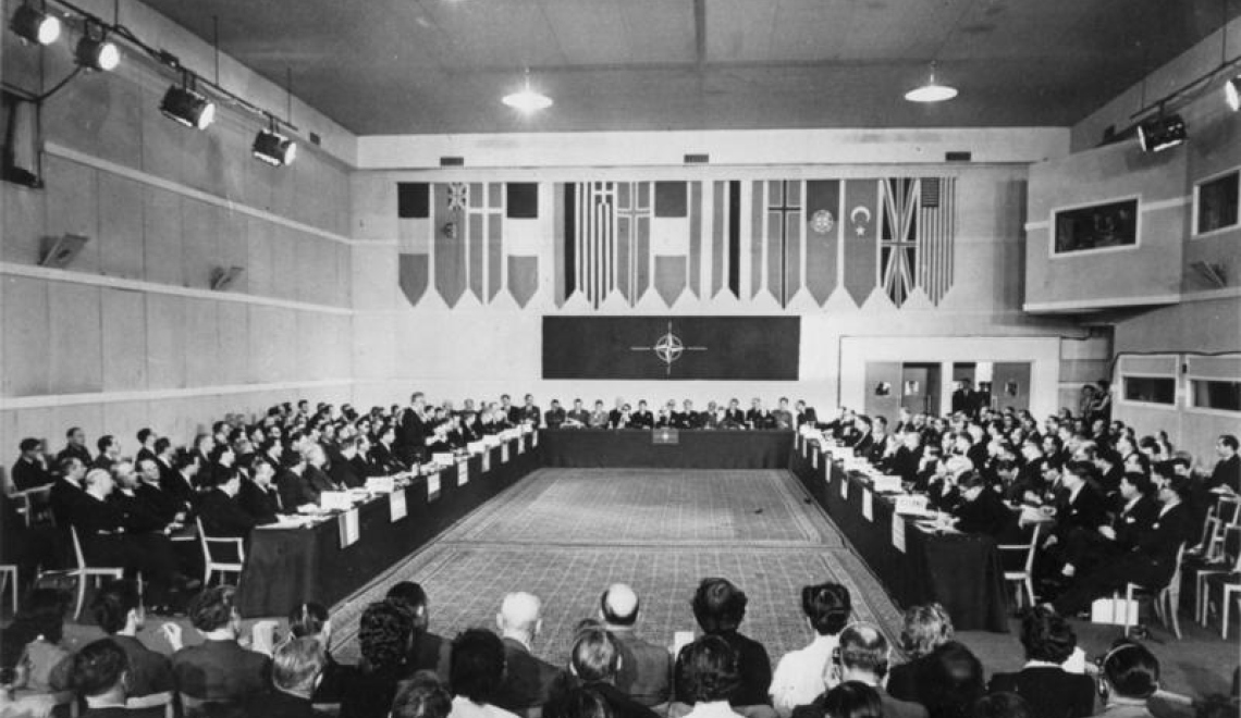 Aufnahme der BRD in die NATO-Gemeinschaft