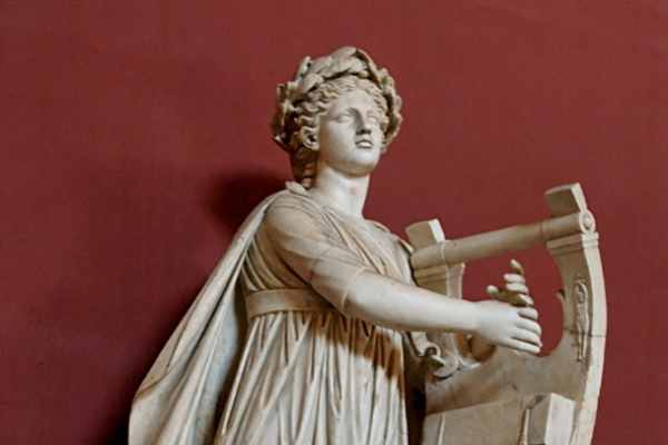 Abbildung von Apollo Statue mit Lyra