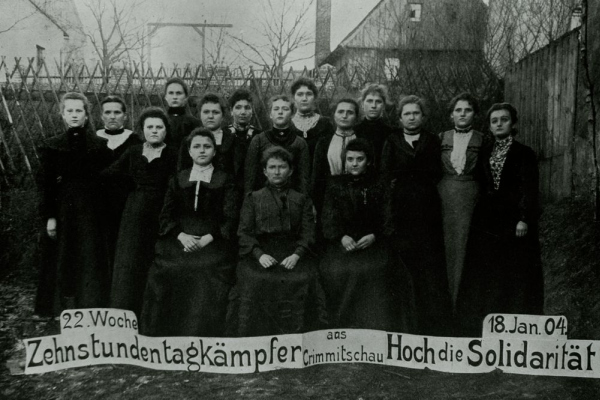 Abbildung von Streikende Textilarbeiterinnen in Crimmitschau 1904